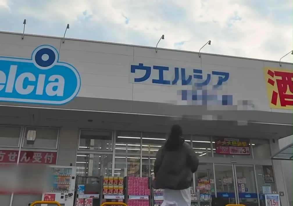 ウエル活当日の様子を撮影した写真(筆者のまおが入店するところ)
